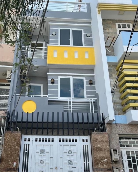 Bán nhà 3 tầng 72m2 khu kiều đàm trung tâm quận 7 giá 13tỷ hơn