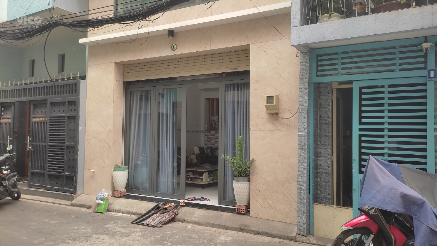 Nhà đẹp ở ngay cách MT chỉ 1 căn Trường Sa,P.17,PN DT 5x11m sẵn 4 tầngst HĐT 50tr/th 14,8 tỷ tl