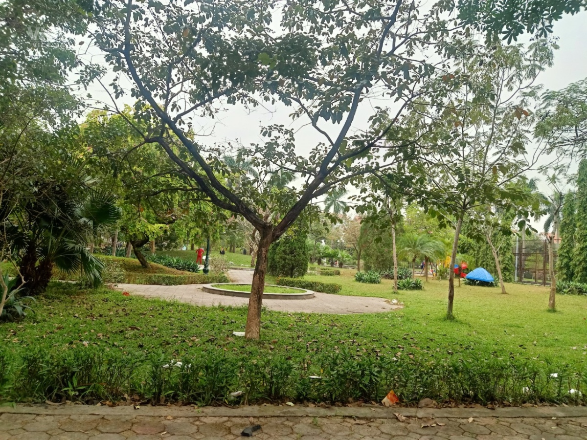 Bán LK XUÂN PHƯƠNG 100m, 10 tỷ, 4T, Vỉa hè, ô tô tránh, view Công Viên, KD tốt