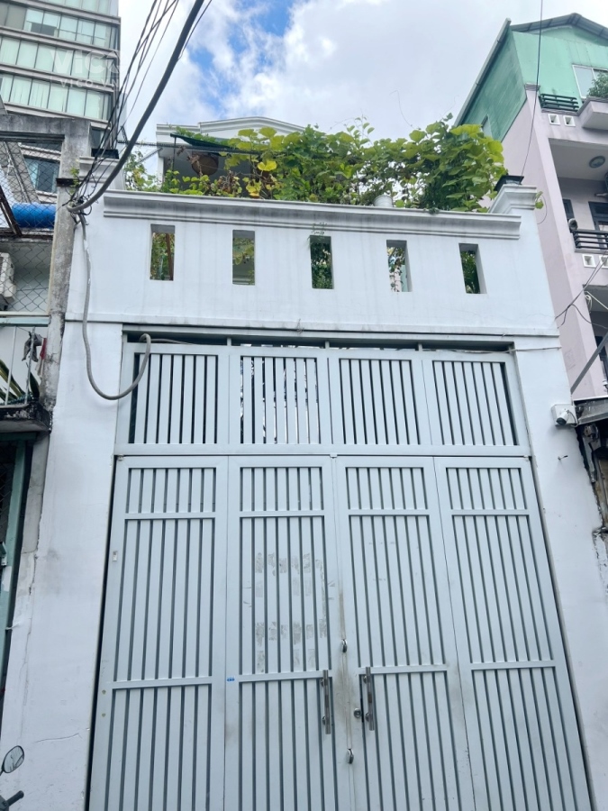 Nhà bán hẻm ô tô Dương Bá Trạc 3.8x30m P1Q8 3 tầng 9,5 tỷ TL