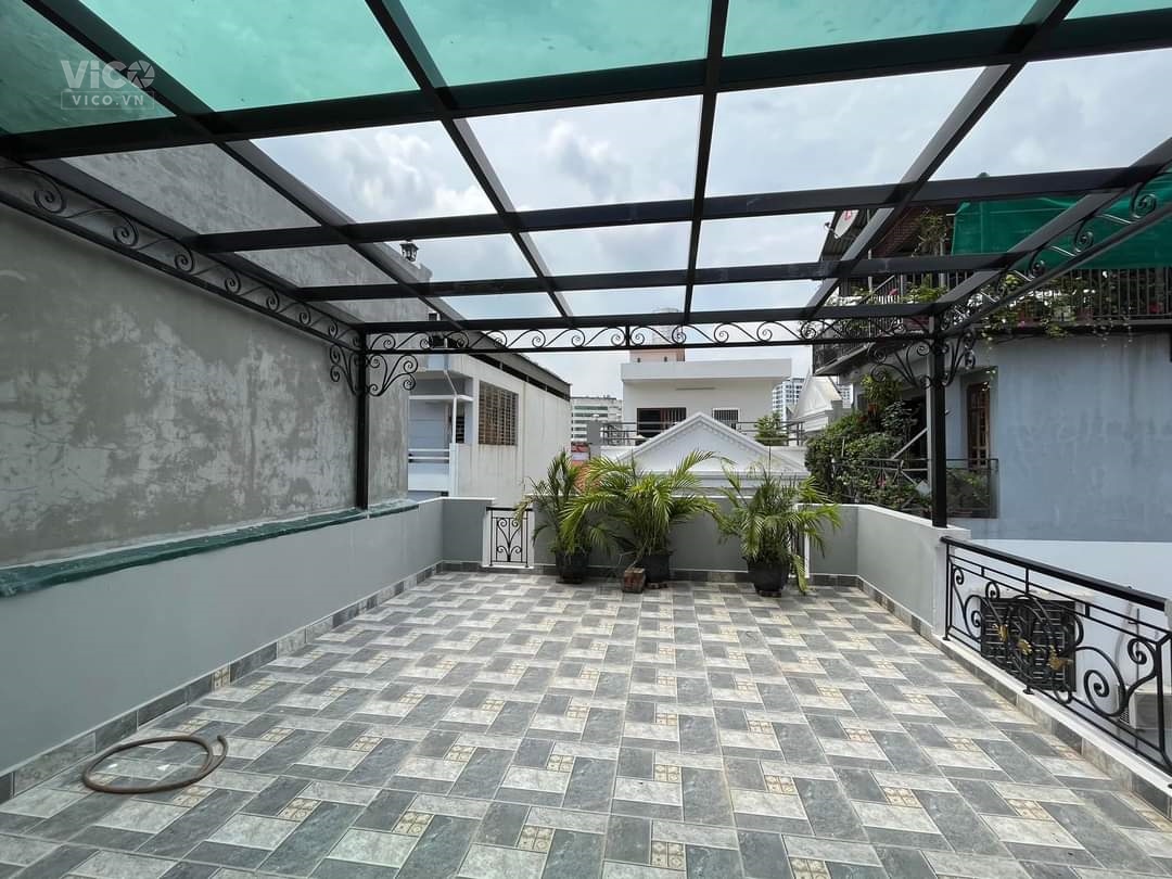 Nguyễn Văn CừGia Thụy, 6T, Lô góc, Phân Lô, oto tránh, Thang máy.