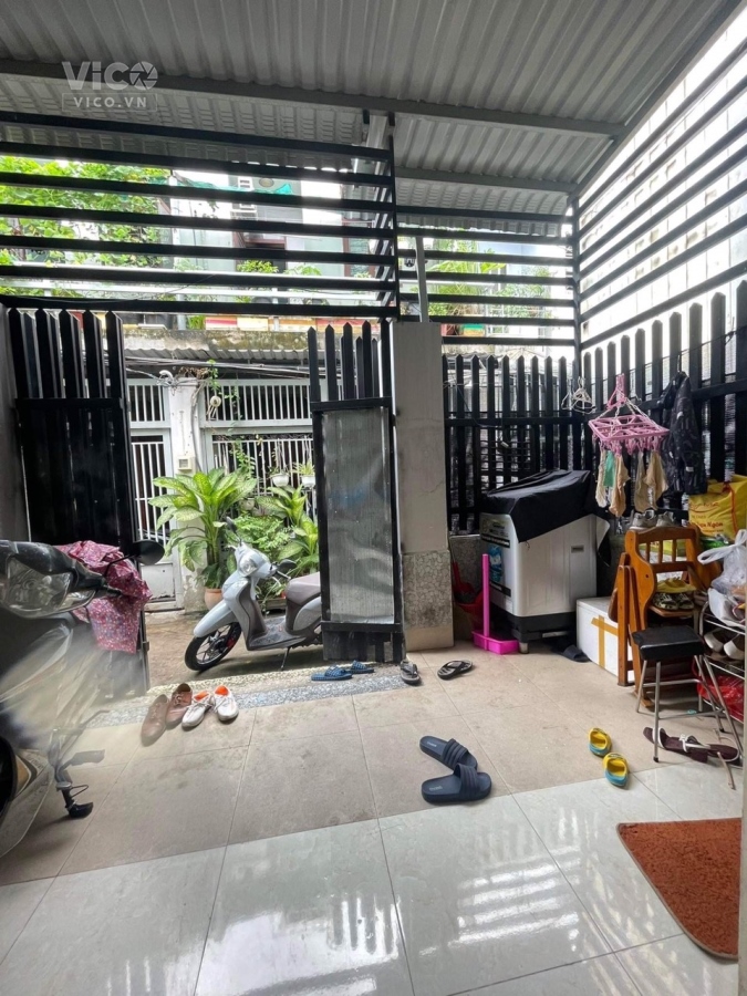 Bán gấp nhà HXH1/ngắn, thạnh lộc 42, q12, 2T, 43M2, chỉ 3 tỷ 200tr.