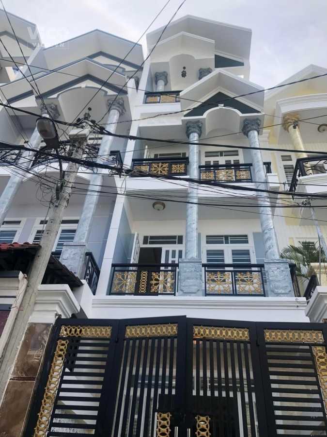 Chủ xoắn giảm 500tr bán gấp nhà đường số 10 ,72m2 giá nhỉnh 4ty.có 4 tầng HXT thông