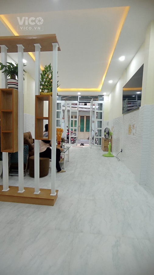 Cần tiền đổi nhà lớn hơn bán gấp nhà Lò Siêu, P16, Quận 11.