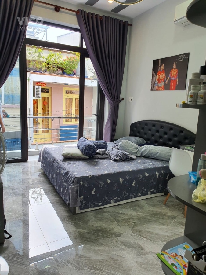 NHÀ SAU LƯNG TRƯỜNG CHÂU VĂN LIÊM HẺM XE HƠI ĐỖ CỬA