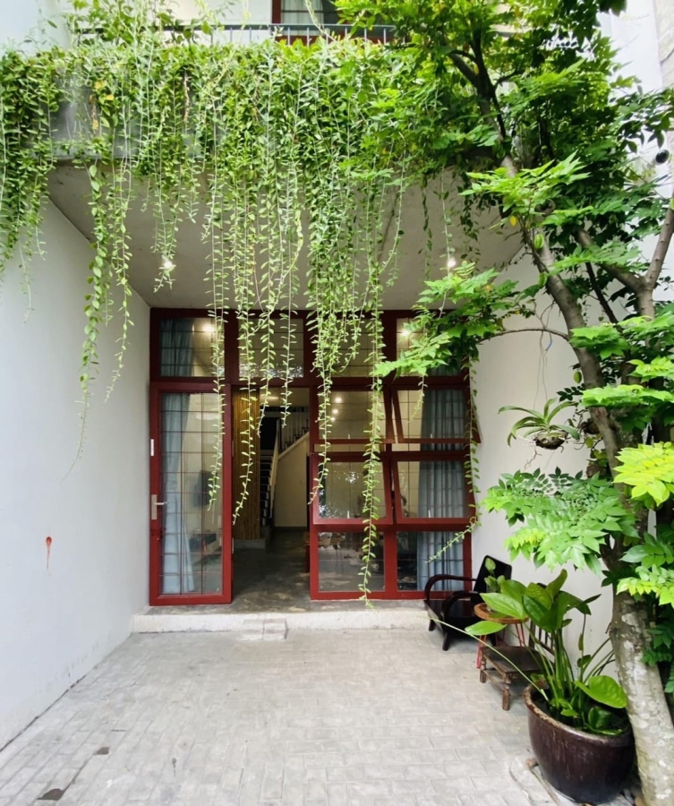 NHÀ ĐẸP LUNG LINH TẶNG FULL NỘI THẤT HẺM XE TẢI 6M Ô TÔ NGỦ TRONG NHÀ 2 PHÚT RA LÊ THÚC HOẠCH