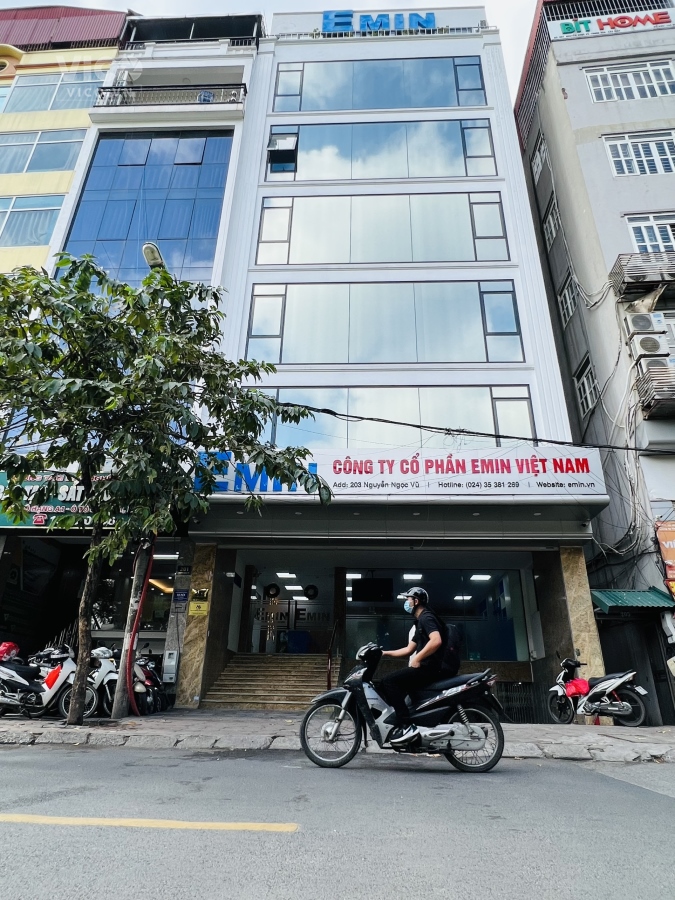 Cho thuê tòa văn phòng phố Huỳnh Thúc Kháng , Ba Đình, 70m2, thông sàn, 16tr/ tháng.