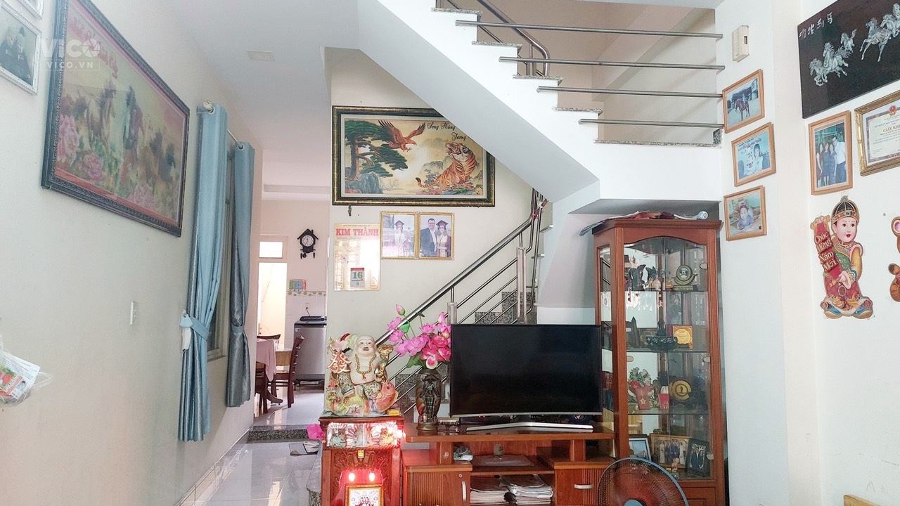 Nhà đẹp 3 tầng 91m2 Ngang 5 Hẻm 5m thông P. Trường Thọ. Chỉ 6.9 tỷ