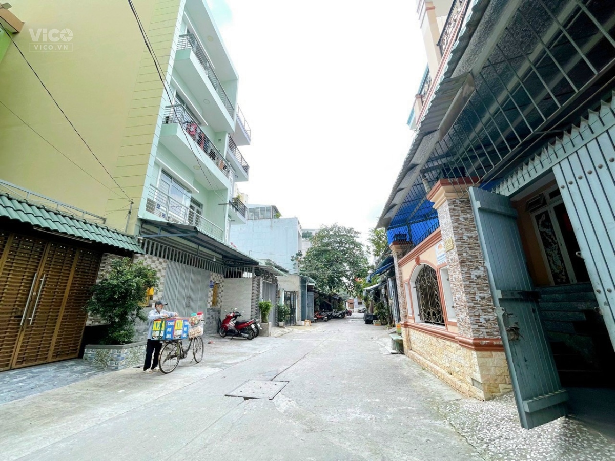 Bán nhà hẻm 8m Nguyễn Súy, DT 8x20m,hầm lửng 3 lầu st thang máy,Gía 14 tỷ