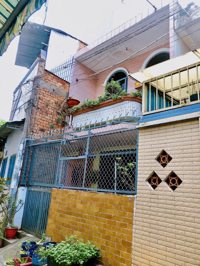 Bán nhà hẻm 4m đường Văn Cao ngay chợ Tân Hương,DT4x16m đúc 1 lầu giá 6 tỷ