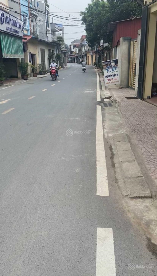 (Chủ cần tiền giá nào cx bán) 65.3m tại thôn Làng, Đông Xuân, Sóc Sơn. Đường 4m thông.