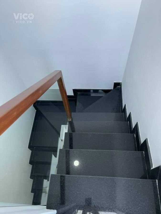 BÁN NHÀ HẼM XE HƠI TRÁNH HUỲNH MẪN ĐẠT QUẬN 5 NHÀ MỚI 3 TẦNG CỰC ĐẸP CHỈ NHỈNH 7 TỶ