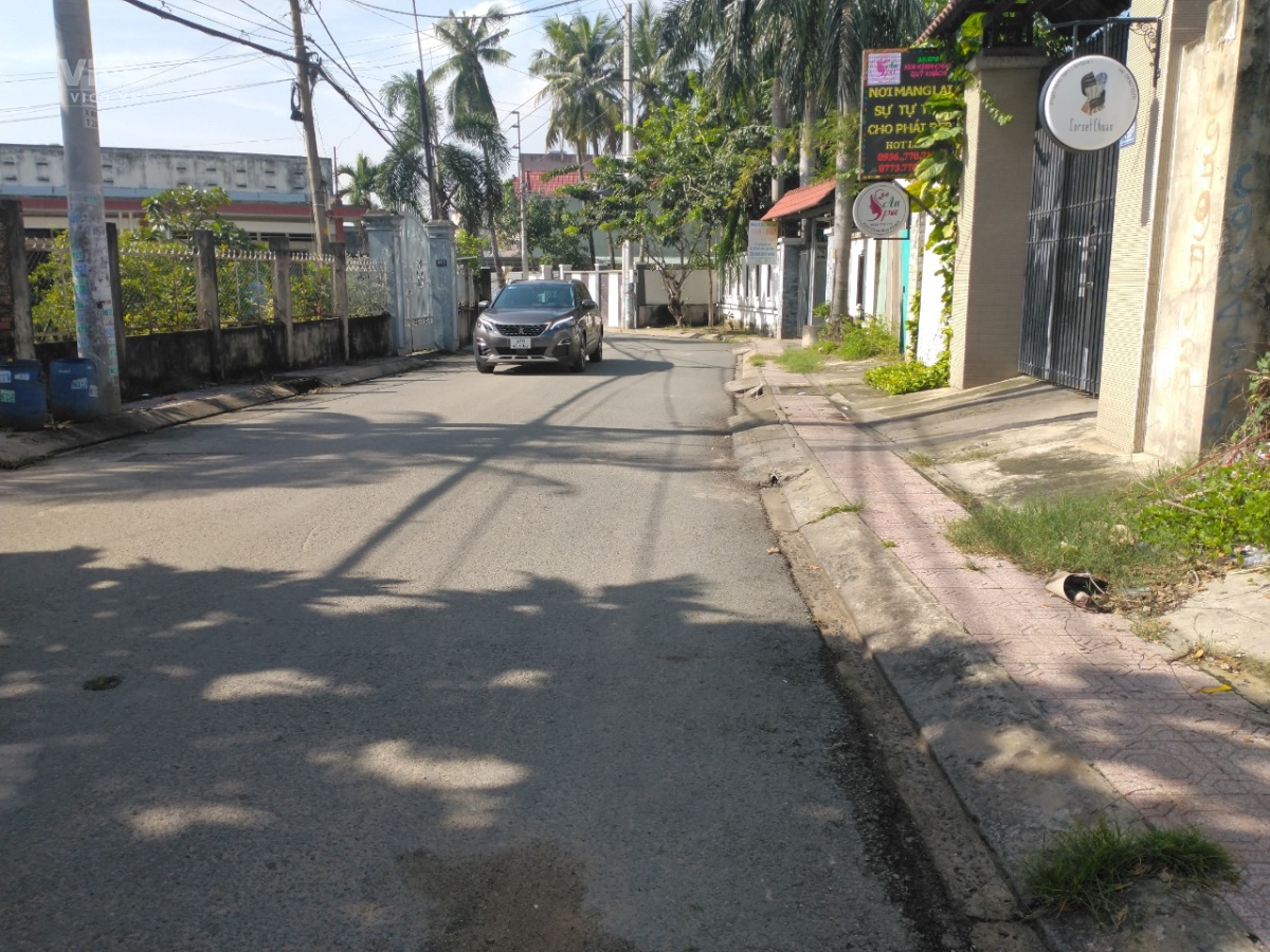Bán Lô Đất Đường Số 33, Long Thạnh Mỹ, 135m2, 6.5x18m, Nở Hậu Tài Lộc. Nhỉnh 35Tr/m2.