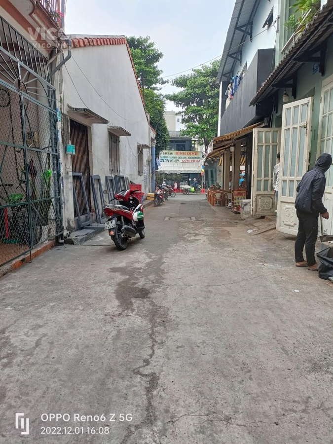 bán nhà C4 đường gò dầu, hẻm xe hơi 6m,56m2 chỉ 6.2 tỷ, ngay trung tâm tân phú