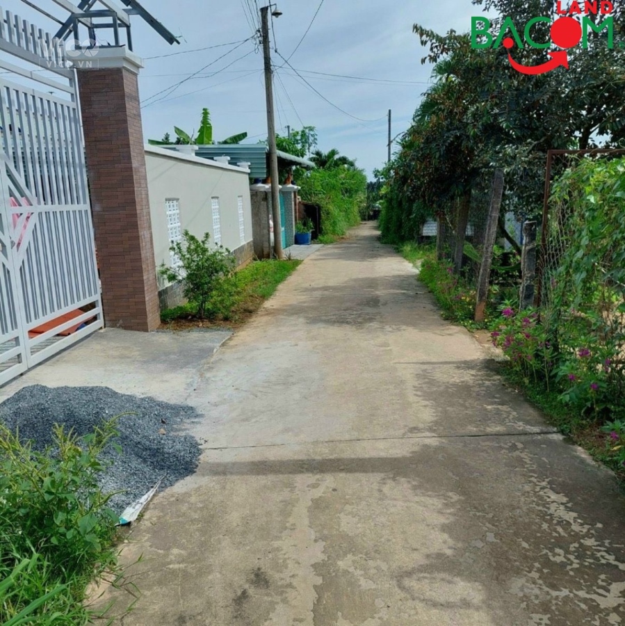 Lô đất đẹp 90m2, sổ riêng thổ cư giá chỉ 900 triệu, đương oto Bình Lợi, Vĩnh Cửu, Đồng Nai