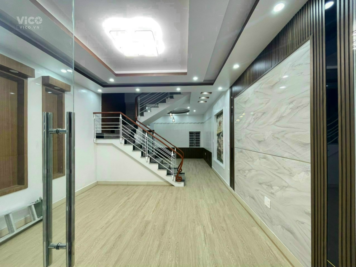 BÁN NHÀ DÂN XÂY ĐỘC LẬP 4 TẦNG NGANG 4.4 MỚI ĐẸP NGÕ TO RỘNG. NGÕ THÔNG 46 LẠCH TRAY SANG 173 HÀNG