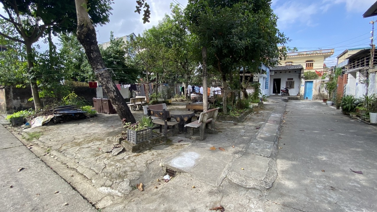 Cần tiền chị gái bán lô đất 41m tại Thủy Xuân Tiên Chương Mỹ với giá chỉ 700 triệu cho ai nhanh ạ