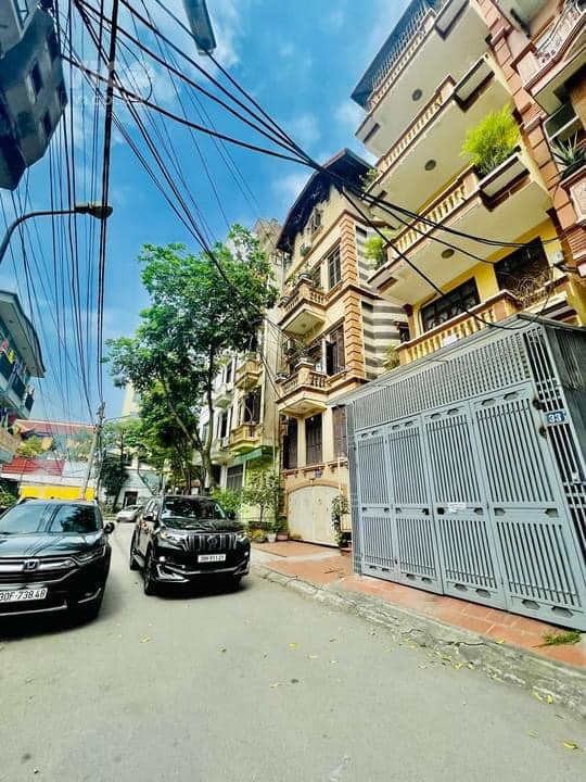 Phân lô VIP Trần Quốc Hoàn, Phạm Tuấn Tài, Ô tô tránh, 50m2 5T, Chỉ 14.9 Tỷ