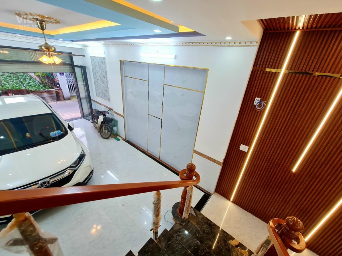 Bán Nhà 3 Lầu p.Tân Hiệp, Sổ Riêng Thổ Cư Đường 2 xe hơi thông tứ hướng, gần chợ nhỏ Tân Hiệp.