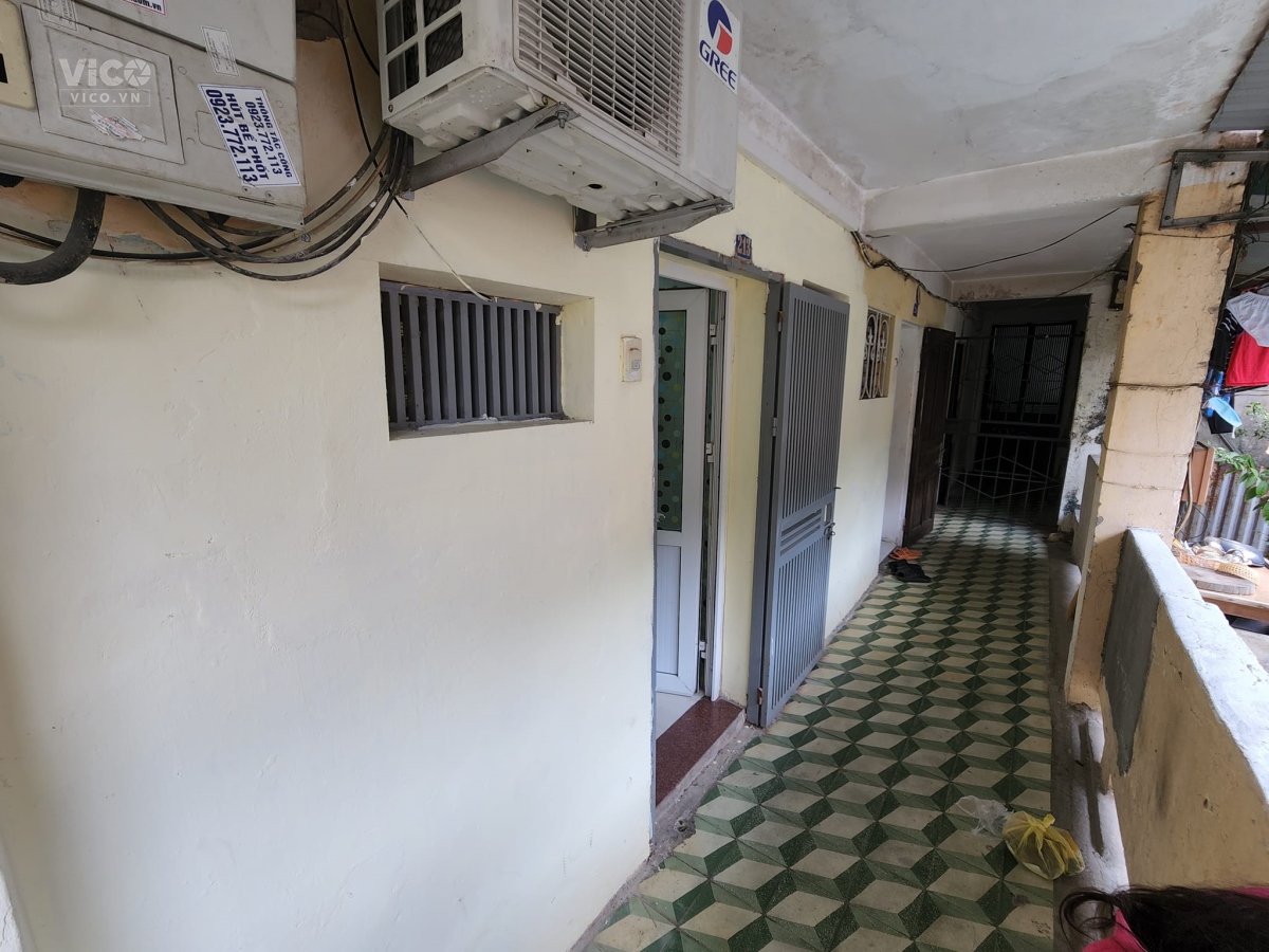 Bán nhà TT Kim Liên tầng 2 DT 75m2, GIÁ MÙA BÓNG