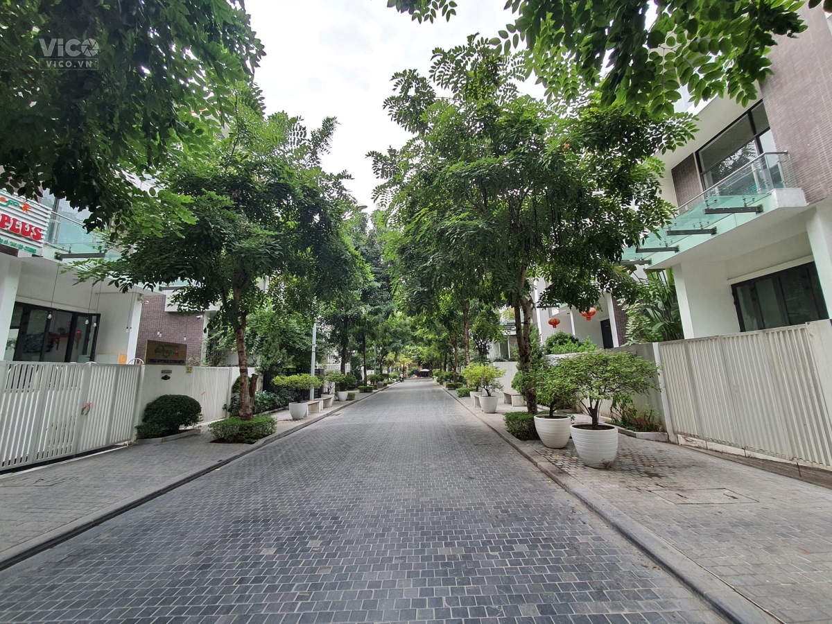 Rẻ nhất KPL Ao Sào, 75m2, đường rộng, vỉa hè, 2 thoáng, view sân chơi, giá 12 tỷ