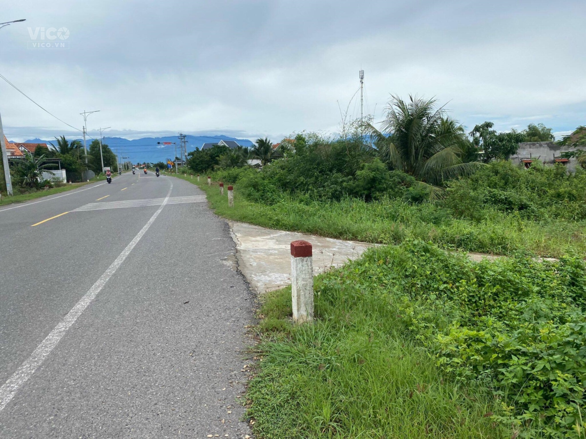bán lô đất 2 mặt tiền sát quốc lộ 26 giá chỉ 6trieu3 Ninh Binh Ninh Hoà lh 0985451850 Xuân Xuyên