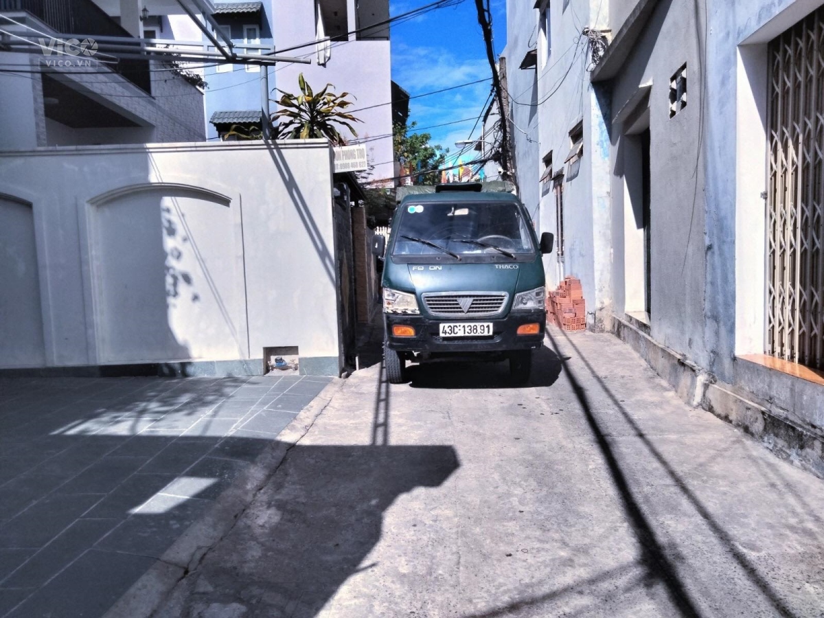 Hàng Hiếm Tiểu La ÔTÔ DT 90M2 Ngang 5.7M giá chỉ nhỉnh 2tỷ LH 09358008739