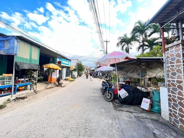Bán Lô Đất Mặ TIền ĐƯơng Đắc Lộc Vĩnh Phương Nha Trang Khánh Hòa