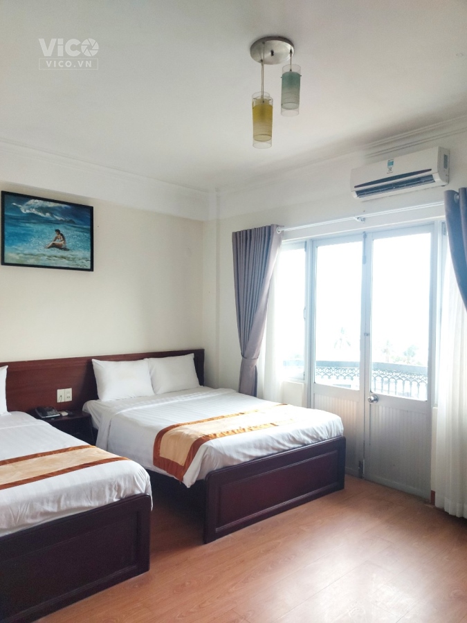 BÁN KS MT ĐƯỜNG TRẦN PHÚ, LỘC THỌ, NHA TRANG, KH, DT 138M GIÁ 90 TỶ