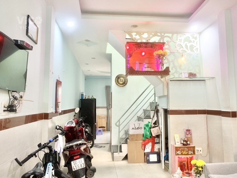 Đầu Tư Bán Lỗ _ Bán Nhà HXH Quận Gò Vấp Vuông Vức 2,7 tỷ TL