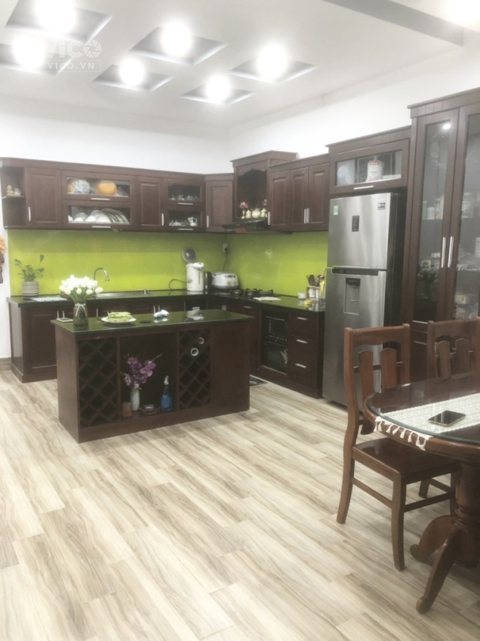 Nhà 2 tầng mặt tiền Huỳnh Ngọc Huệ kinh doanh đỉnh