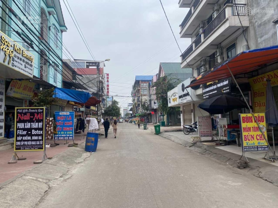 THUA BÓNG CẦN BÁN GẤP NHÀ 3 TẦNG TẠI LÀN 3 CHỢ SAM SUNG THÁI NGUYÊN VỚI 12 PHÒNG TRỌ 1KI ÔT KINH