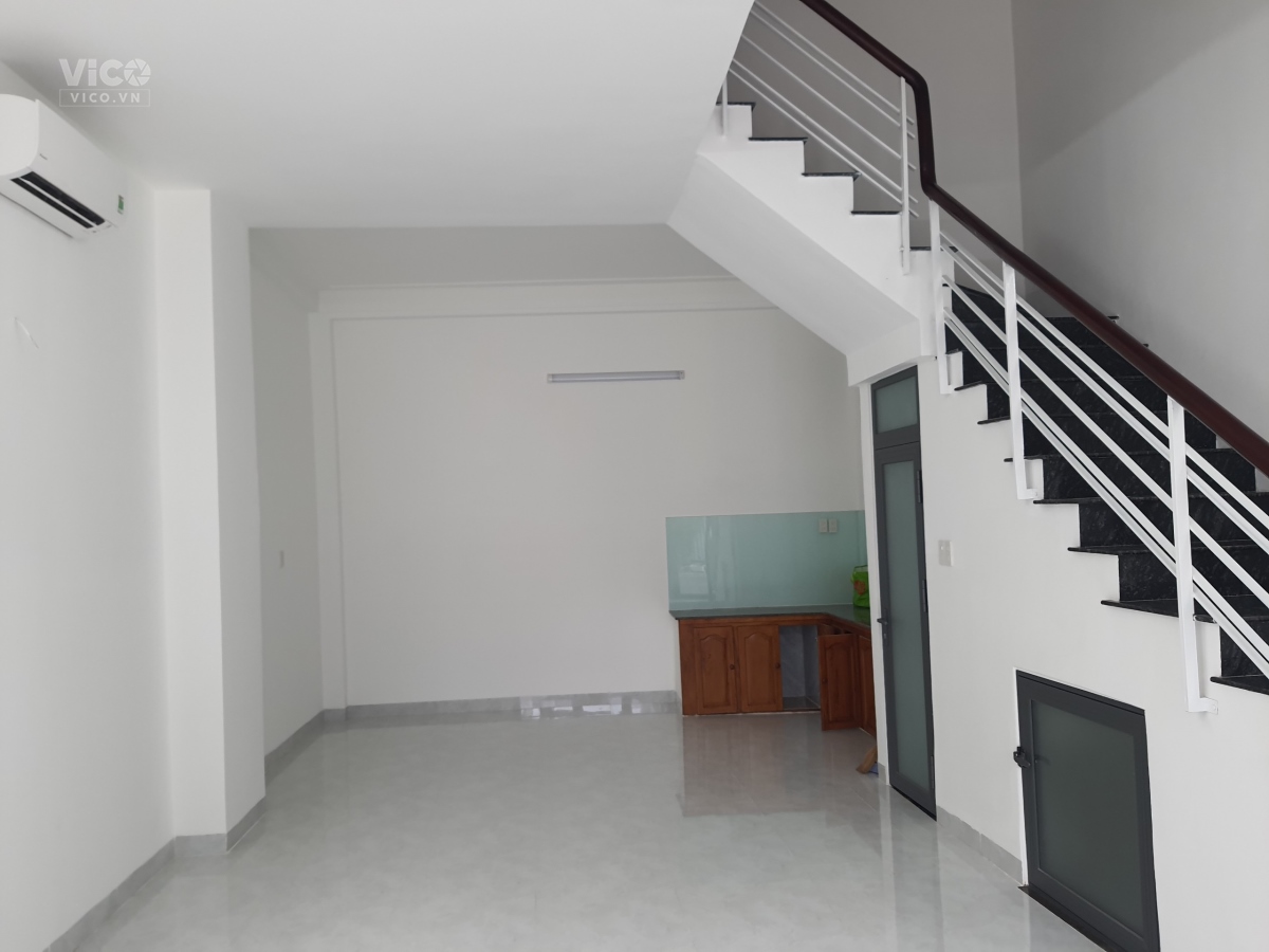 BÁN NHÀ 4 TẦNG TRUNG TÂM KHU BÀN CỜ Ở TP.NHA TRANG DTSD184M 8,5 TỶ