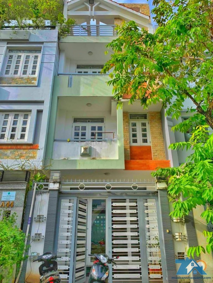 Sở hữu ngay căn nhà mặt tiền, hàng hiếm, Him Lam Quận 7, 90m2, 4 tầng, 5mx18m, 20 tỳ