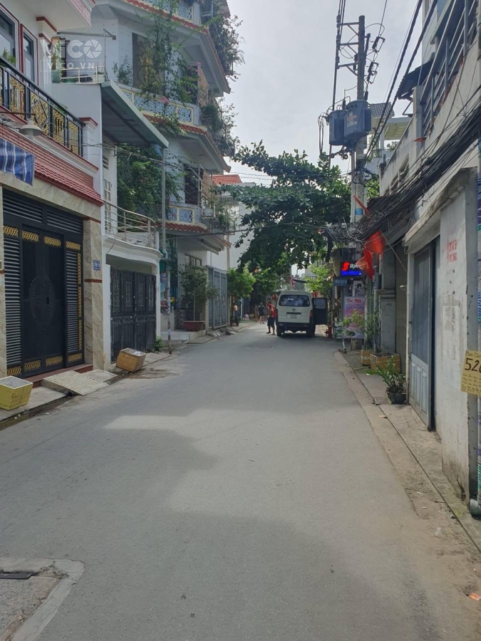 Bán nhà 2 tầng đường tân kỳ tân quý, hẻm xe hơi, 32m2 chỉ 3.6 tỷ, gần Aeon tân phú