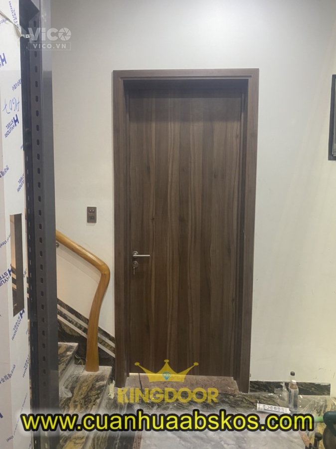 Cửa gỗ chống nước WPB phủ Laminate