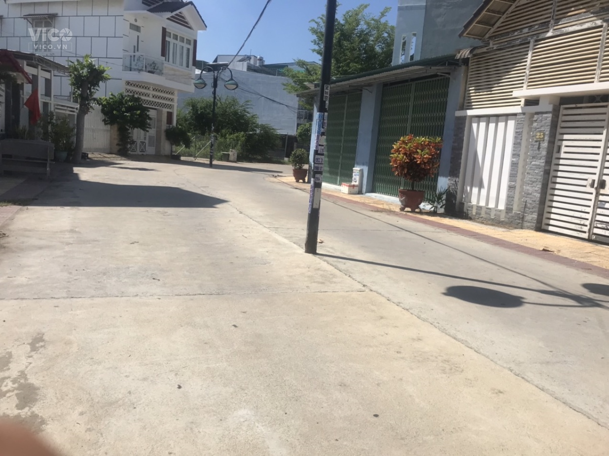 Đất nền đường Võ Văn Tần diện tích 90m2 pháp lý sổ hồng