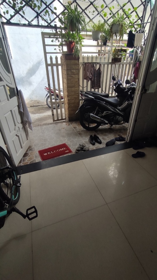 Giảm 350tr Nhà 3 tầng Huỳnh Ngọc Huệ còn 2,x tỷ