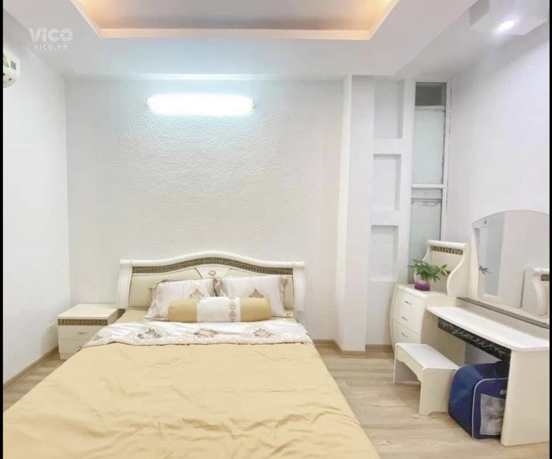 Bán Rẻ Nhà Hoà Cường Nam Quận Hải Châu 2 tầng 3 PN Gần Trường SKyline Gần Lotte.