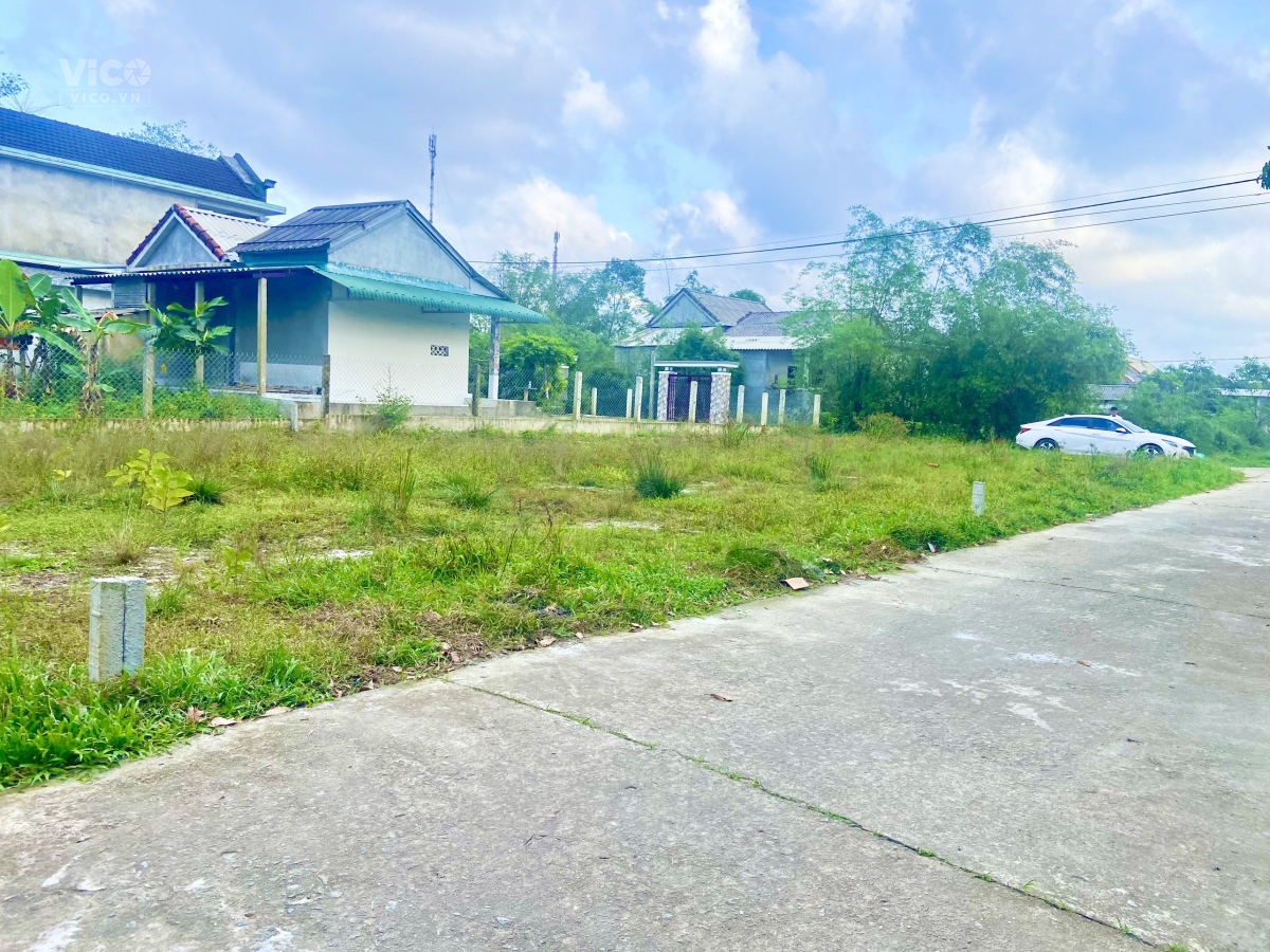 Chỉ 1 lô Phong Chương giá 3xx triệu