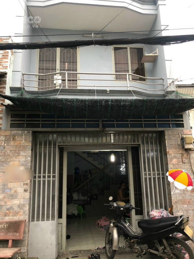 Bán nhà Vị trí kinh doanh 40m2 HXH 2tầng giá chỉ 2tyxx