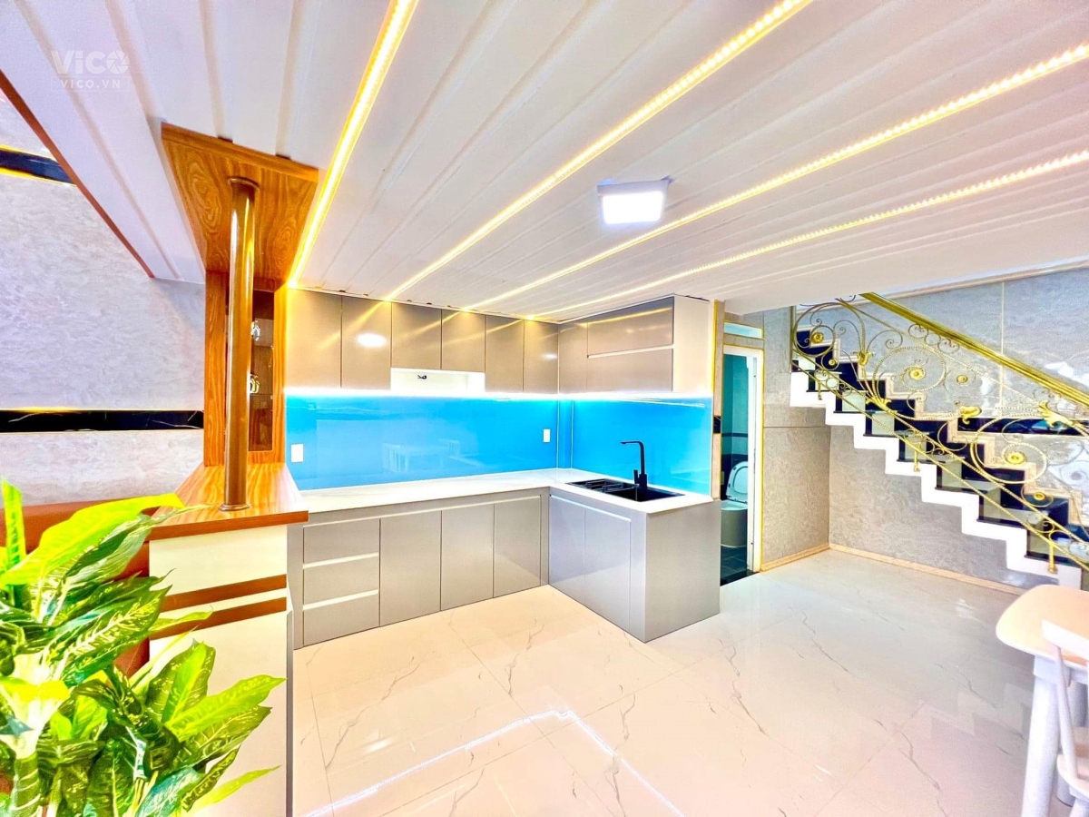 HẺM TRƯỚC NHÀ 5M THẲNG MỘT TRỤC SỔ NỞ HẬU XE HƠI NGỦ TRONG NHÀ NHÀ MỚI ĐẸP VÀO Ở NGAY