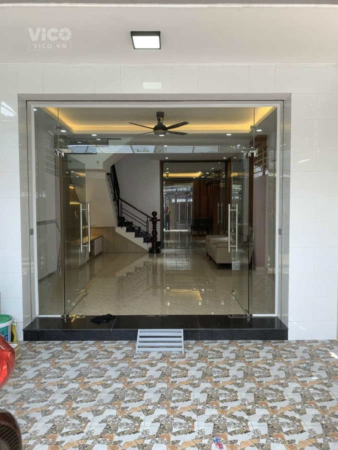 Bán nhà hiếm,xe hơi ngủ trong nhà,gần 100m,3 tầng, huỳnh tấn phát phường phú mỹ,quận 7