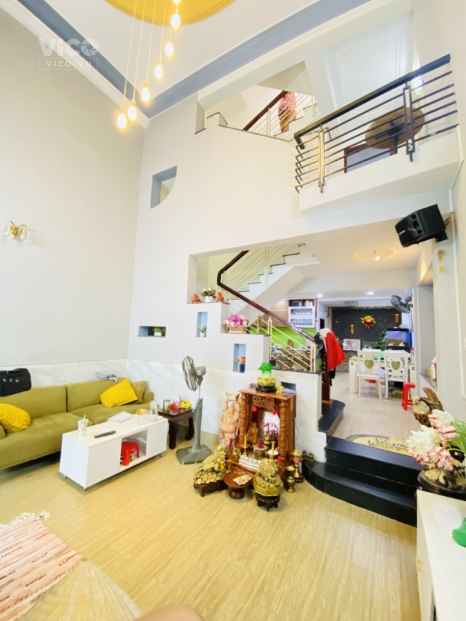 Bán gấp nhà đẹp 71m(5.2 x 14) 4 tầng nhỉnh 8 tỷ, BTCT Út Tịch Tân Bình