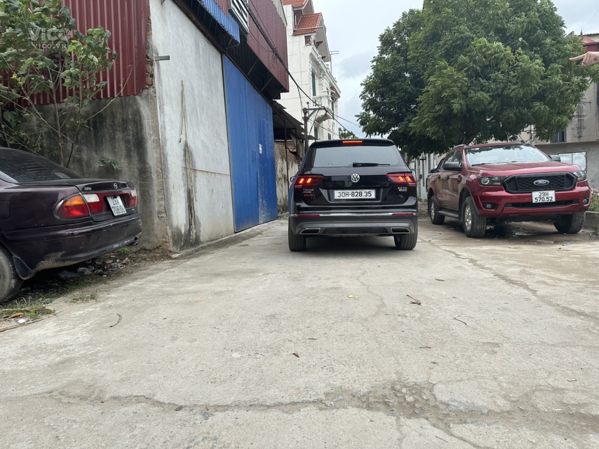 Vị Trí Cực Hiếm Bìa Làng View Sân Bóng Cực Thoáng, Đường 3 Ô Tô, 67,5m2 Xóm Đường Nguyên Khê Đông