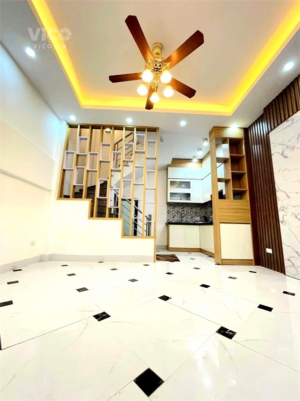Nhà mới đẹp đón Tết ngã tư Sở Thanh Xuân 5 tầng 35m2 ô tô gần chỉ 4 tỷ hơn