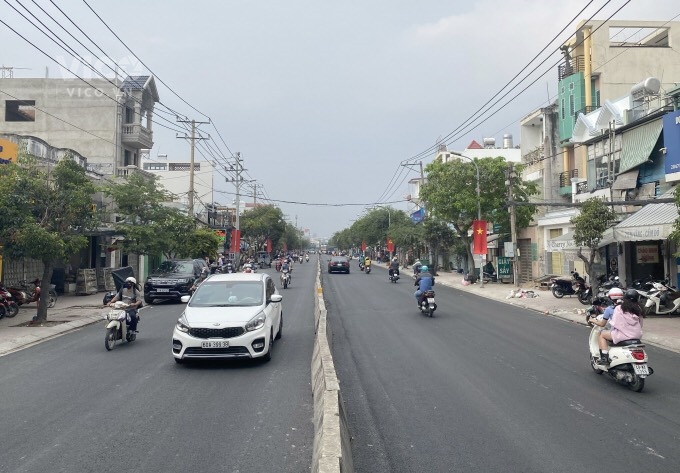 QUẬN 7MẶT TIỀN KINH DOANH HUỲNH TẤN PHÁTP.TÂN THUẬN TÂYNHÀ MỚI ĐẸP CHỈ DỌN VÀO Ở.