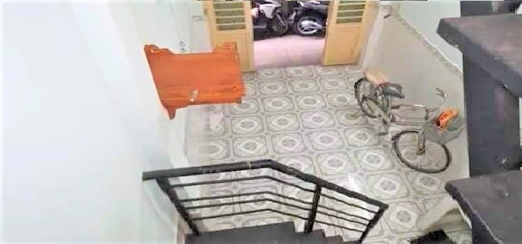 Bán nhà đẹp đường Huỳnh Thiện Lộc, 13m2 (2.4x5.1), 2 tầng, nhỉnh 1 tỷ TL