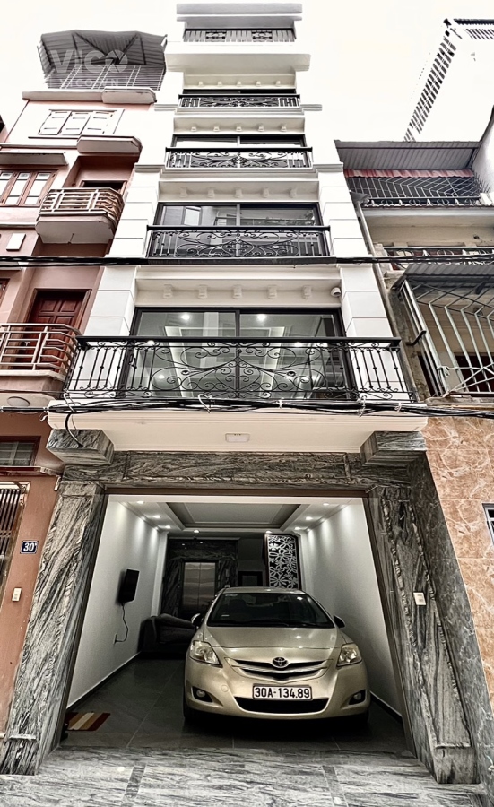 Nhà nở hậu 2 tầng xây mới hẻm 314 Âu Dương Lân P3Q8. Giá 5,6 tỷ TL
