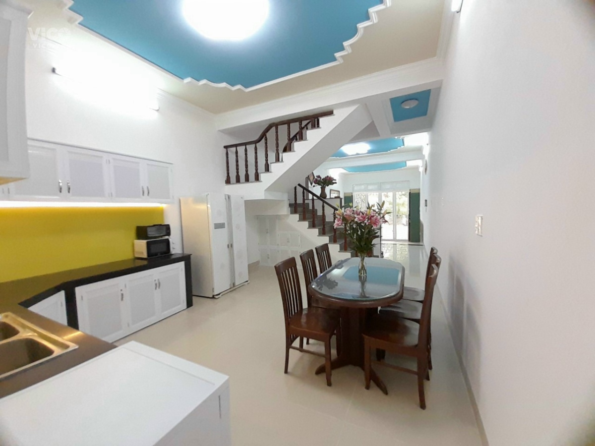 Bán nhà 1 trệt 2 lầu. Khu Đô Thị Chí Linh. 72 m2. Thổ cư 100% Chỉ 7,8 tỷ.